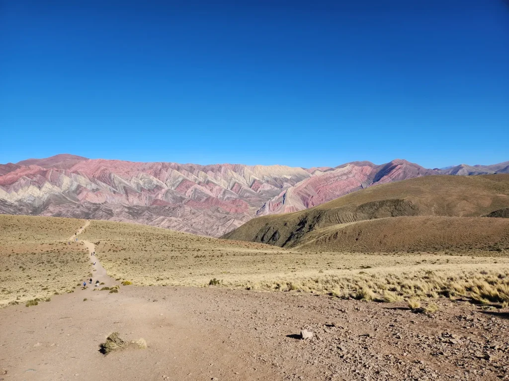 Winding gravel road on Provincial Route 73 toward Serranía de Hornocal